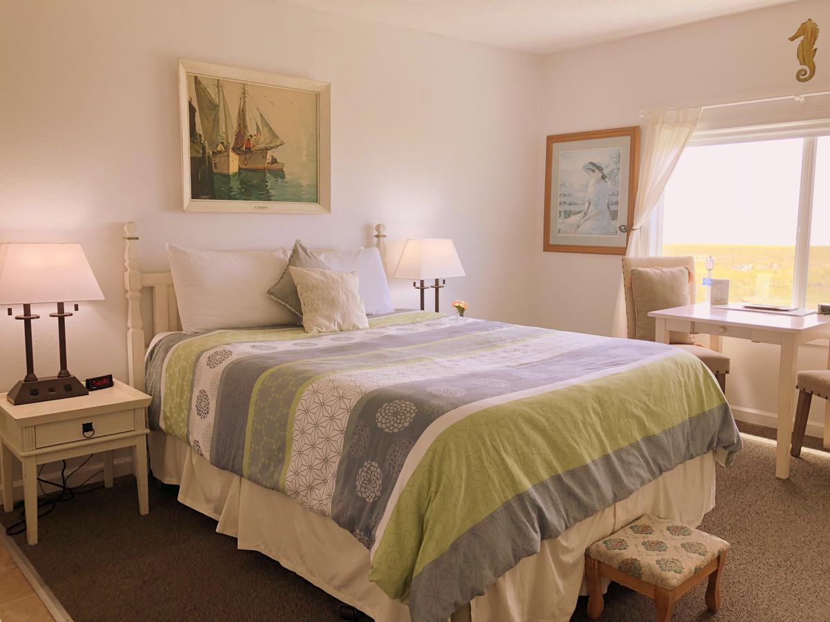 The Tradewinds Condo/Hotel سيسيدي، مونتيري، كاليفورنيا الغرفة الصورة